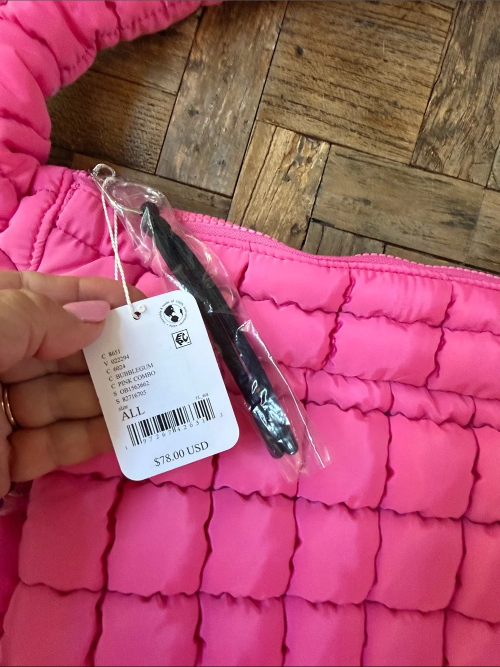 Free People fp movement Quilted Carryall Bag Bubblegum Pink NWT - Picture 5 of 10